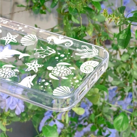 ⚠️Clearance iPhone 15/Pro/Pro Max Cute Dolphins Phone Case - Picture 3 of 3